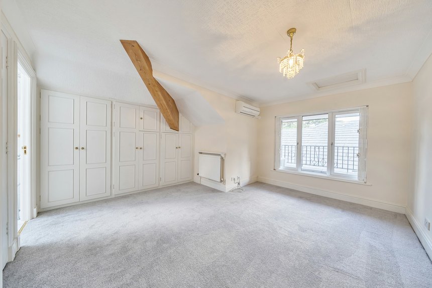 under offer carew road london 48559 - Gibbs Gillespie