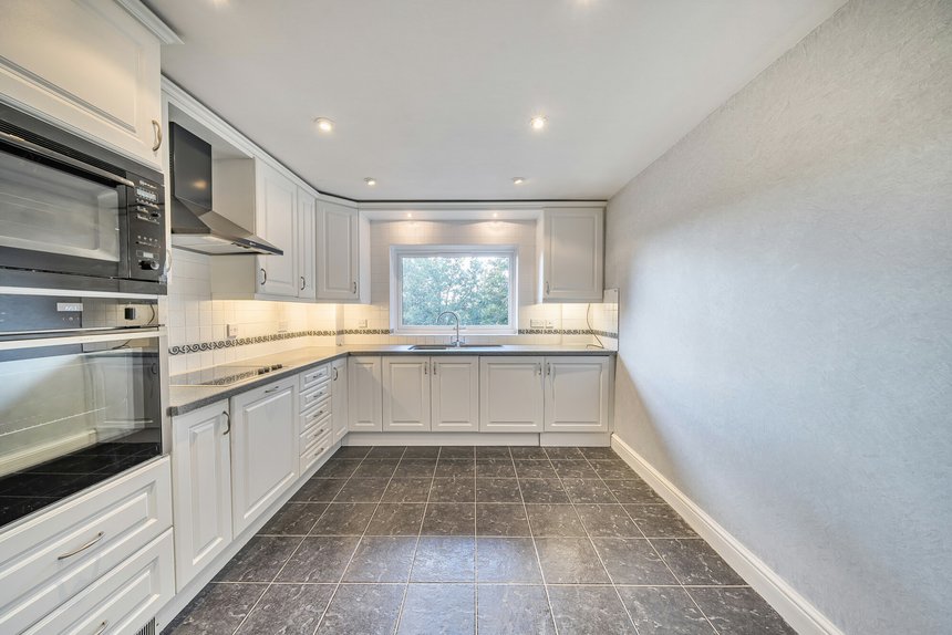 under offer carew road london 48559 - Gibbs Gillespie
