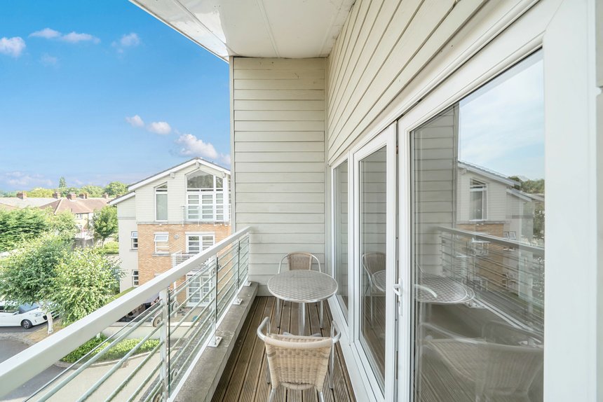 for sale the quadrant london 48563 - Gibbs Gillespie