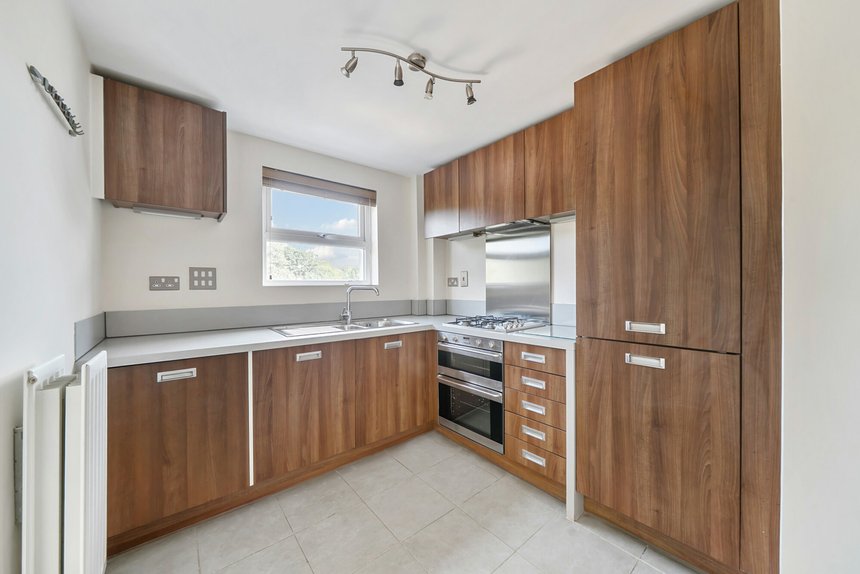 for sale the quadrant london 48563 - Gibbs Gillespie