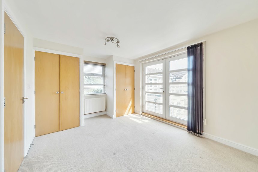 for sale the quadrant london 48563 - Gibbs Gillespie
