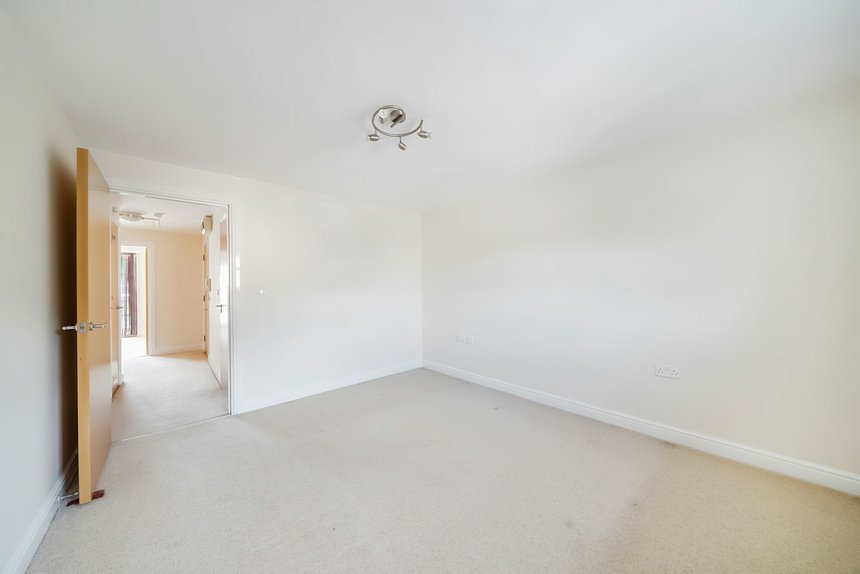 for sale the quadrant london 48563 - Gibbs Gillespie