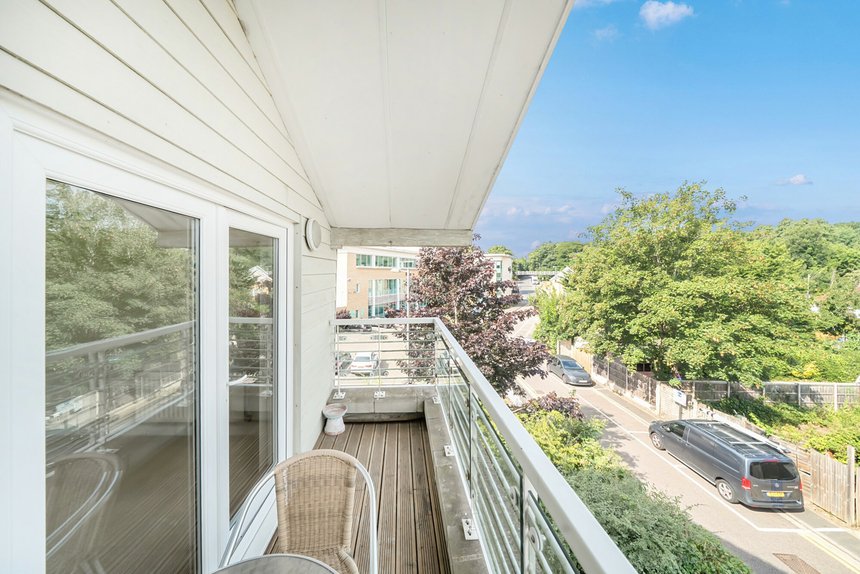 for sale the quadrant london 48563 - Gibbs Gillespie