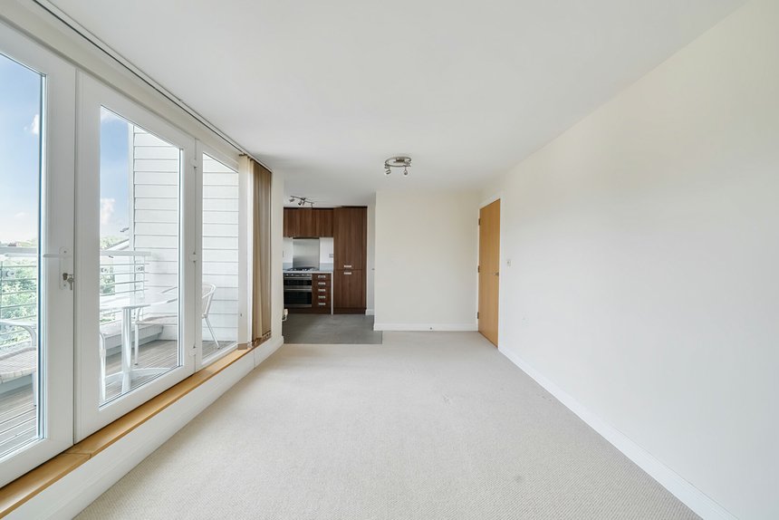 for sale the quadrant london 48563 - Gibbs Gillespie
