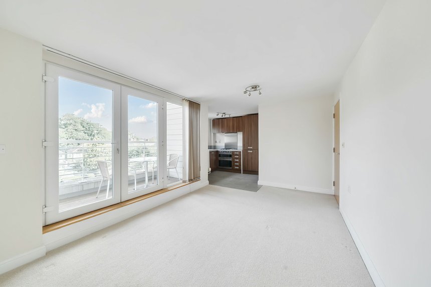 for sale the quadrant london 48563 - Gibbs Gillespie