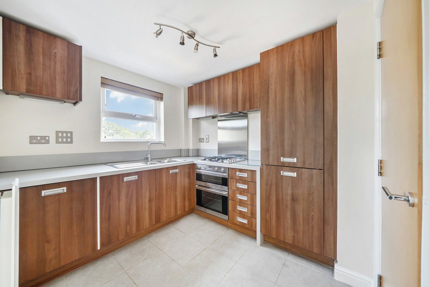 for sale the quadrant london 48563 - Gibbs Gillespie