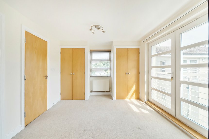 for sale the quadrant london 48563 - Gibbs Gillespie