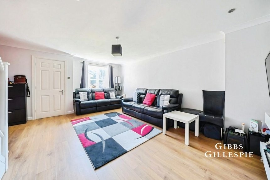 to let byewaters london 48663 - Gibbs Gillespie