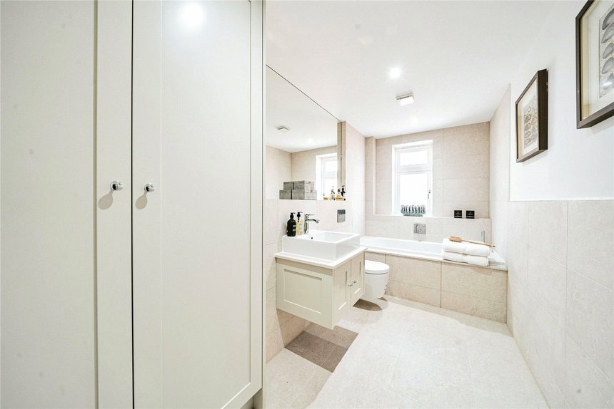 for sale claremont place london 48750 - Gibbs Gillespie