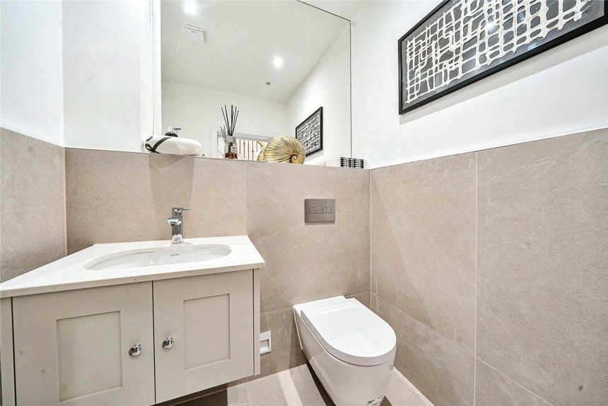 for sale claremont place london 48750 - Gibbs Gillespie
