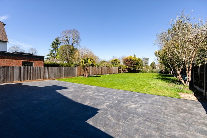 to let bulstrode way london 48813 - Gibbs Gillespie