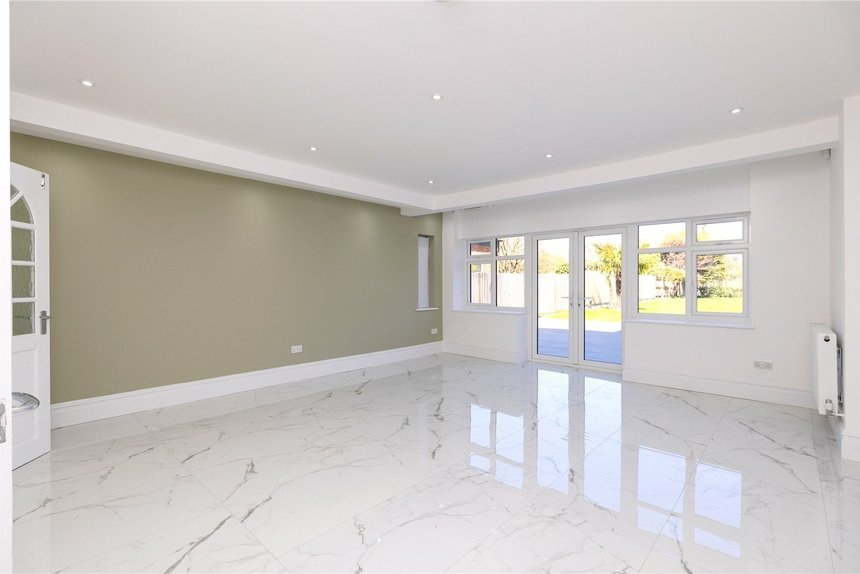to let bulstrode way london 48813 - Gibbs Gillespie
