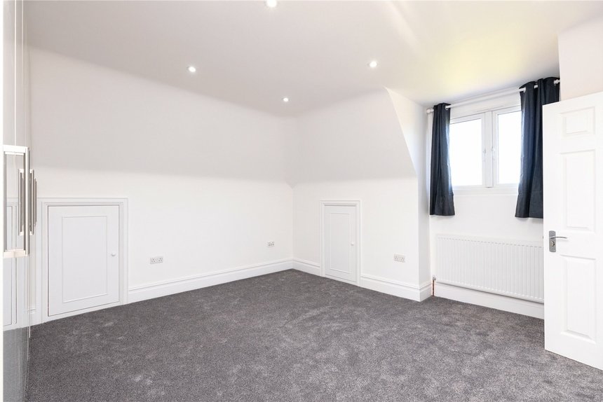 to let bulstrode way london 48813 - Gibbs Gillespie