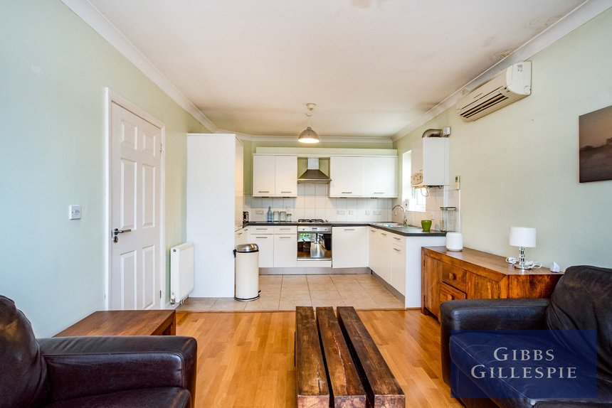 let high street london 48849 - Gibbs Gillespie