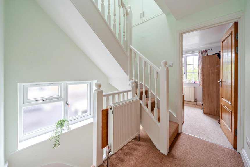 sold farthing green lane london 49010 - Gibbs Gillespie