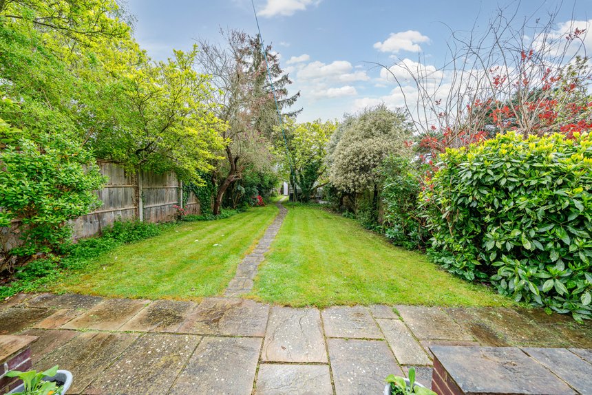 sold farthing green lane london 49010 - Gibbs Gillespie