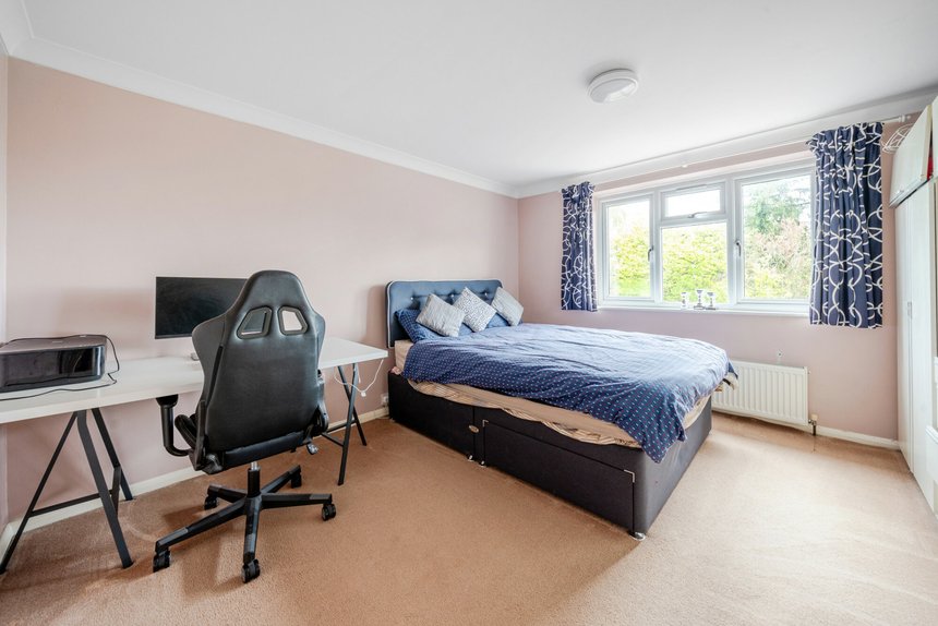 sold farthing green lane london 49010 - Gibbs Gillespie