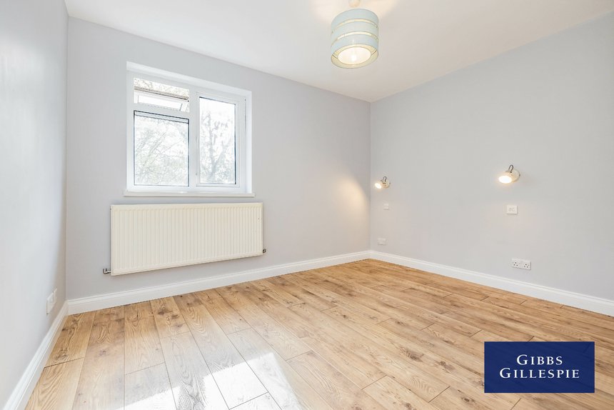 to let haydon drive london 49065 - Gibbs Gillespie