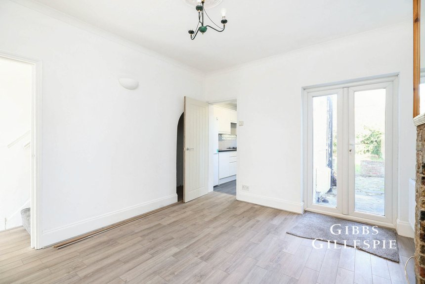 to let glebe road london 49090 - Gibbs Gillespie
