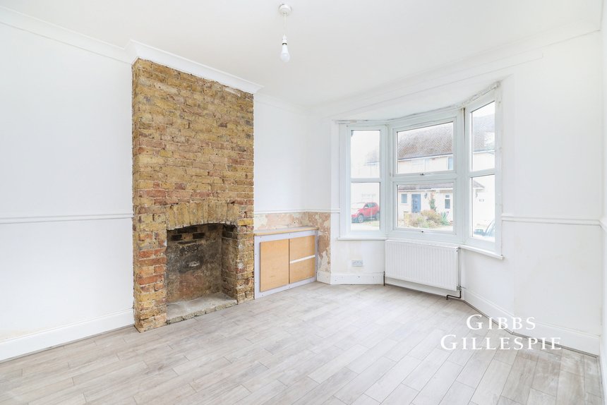 to let glebe road london 49090 - Gibbs Gillespie