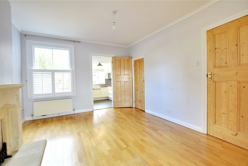 let ebury road london 49165 - Gibbs Gillespie
