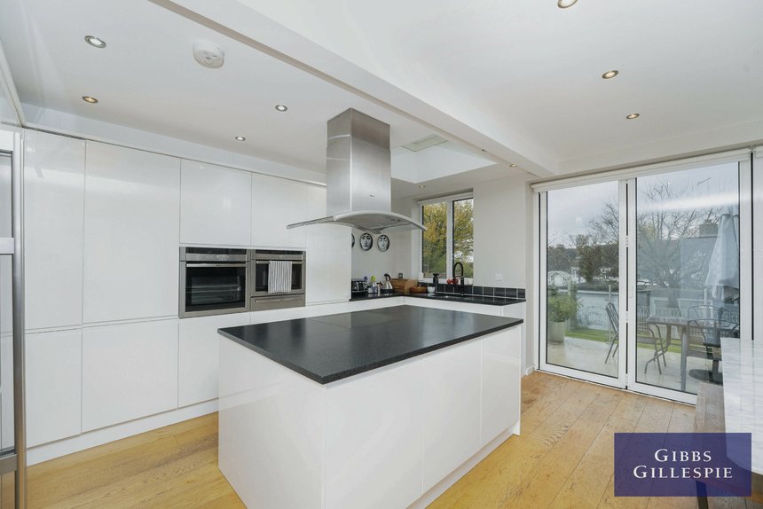 let agreed ainsdale road london 49387 - Gibbs Gillespie