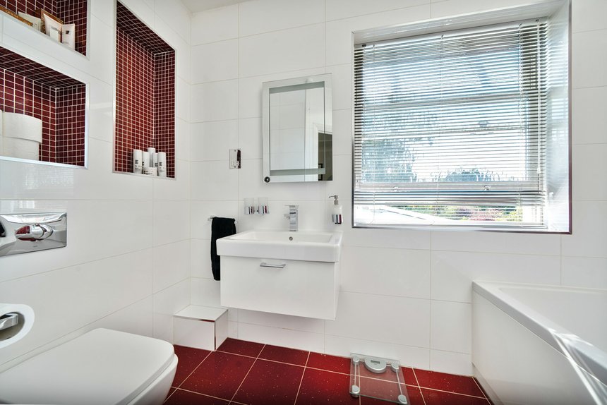 under offer field end road london 49416 - Gibbs Gillespie