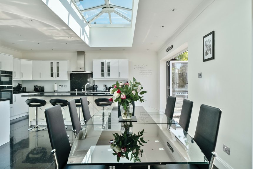 under offer field end road london 49416 - Gibbs Gillespie
