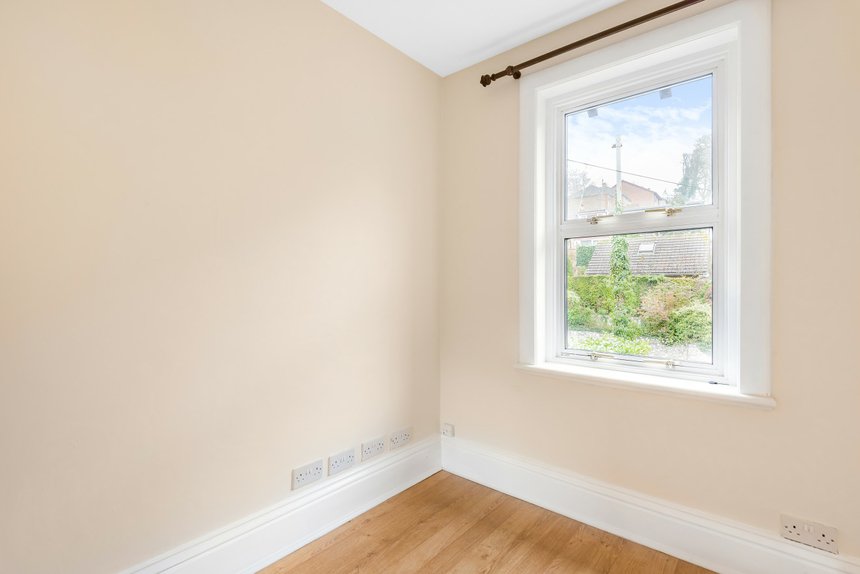 let station road london 49443 - Gibbs Gillespie