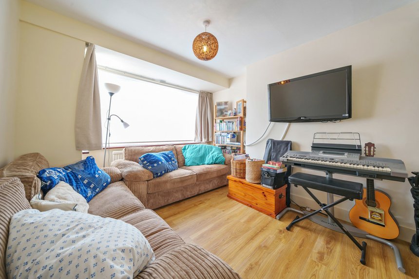 sold carr road london 49459 - Gibbs Gillespie