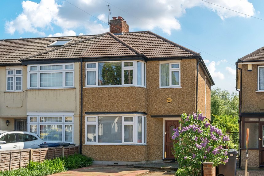 sold carr road london 49459 - Gibbs Gillespie