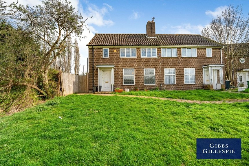 to let moyne place london 49533 - Gibbs Gillespie