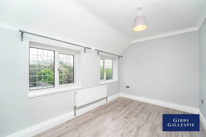 to let moyne place london 49533 - Gibbs Gillespie