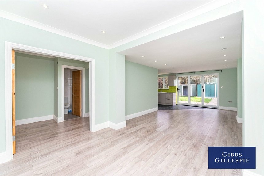 to let moyne place london 49533 - Gibbs Gillespie