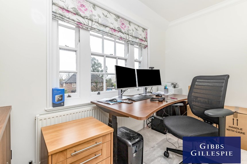to let albury drive london 49733 - Gibbs Gillespie