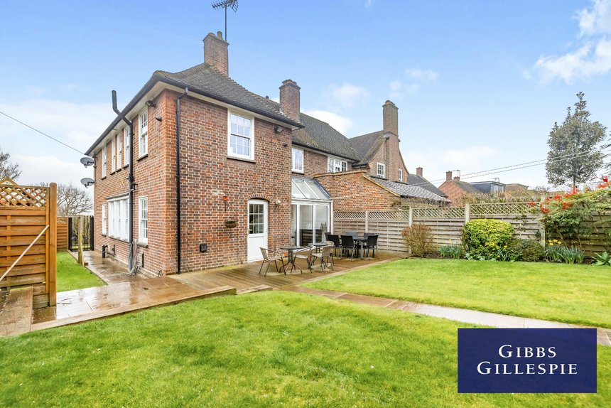 to let albury drive london 49733 - Gibbs Gillespie