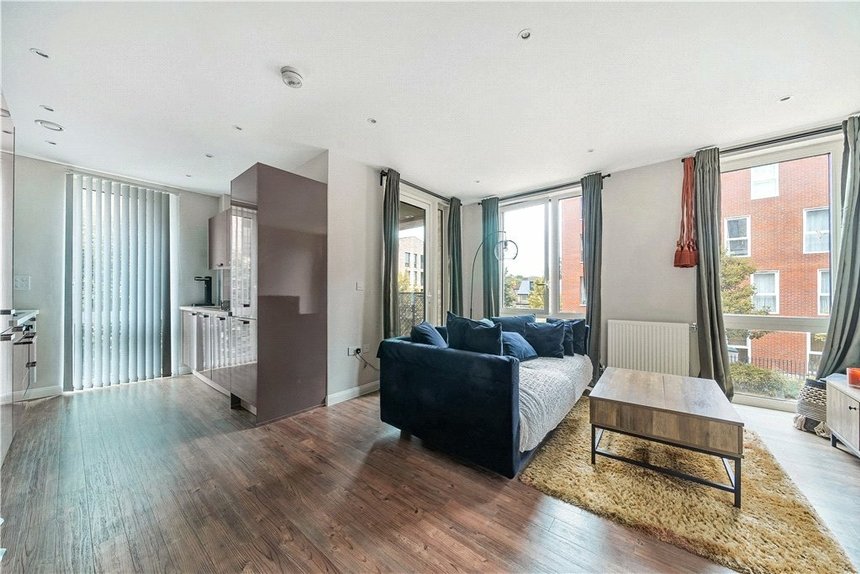 let brannigan way london 50003 - Gibbs Gillespie