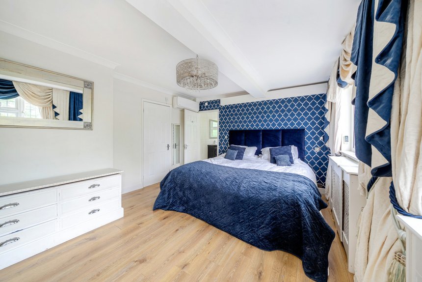 sold the drive london 50086 - Gibbs Gillespie