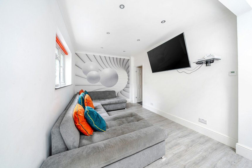 sold the drive london 50086 - Gibbs Gillespie