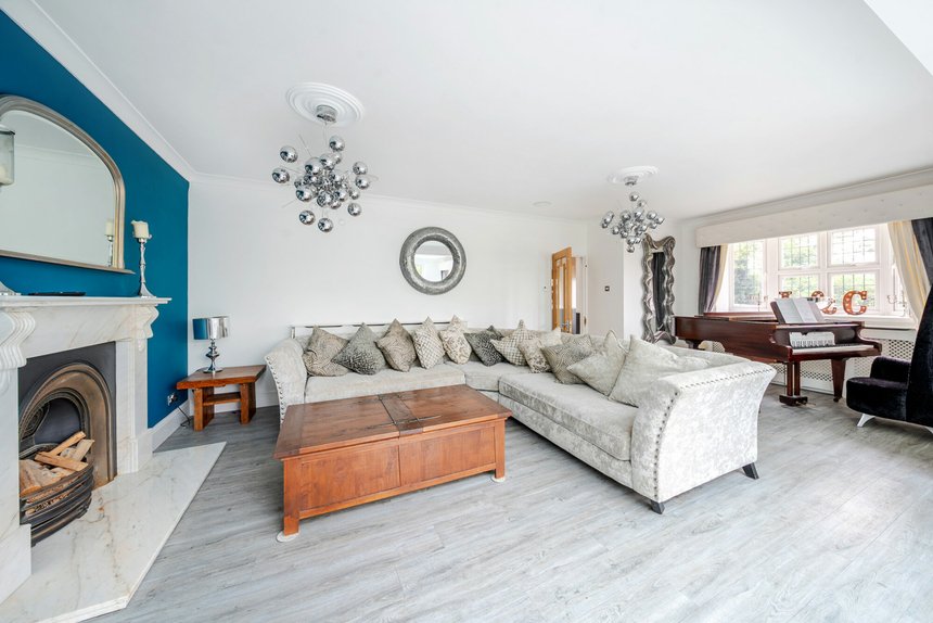 sold the drive london 50086 - Gibbs Gillespie