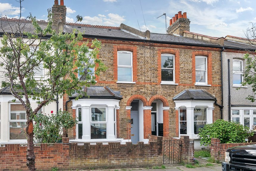 for sale whitestile road london 50123 - Gibbs Gillespie