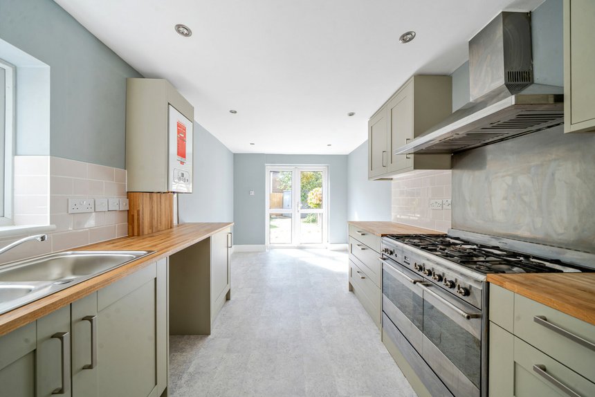 for sale whitestile road london 50123 - Gibbs Gillespie