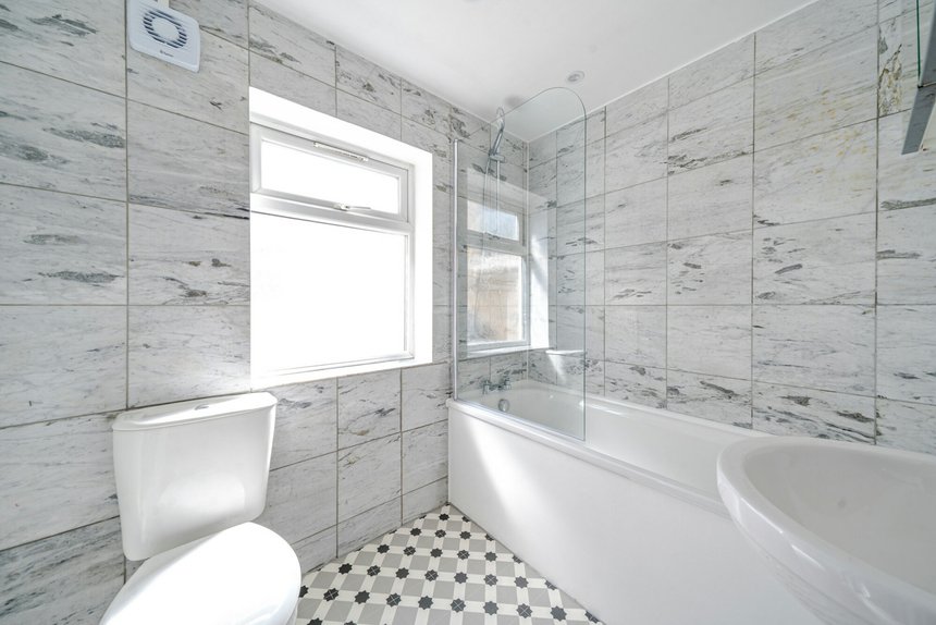 for sale whitestile road london 50123 - Gibbs Gillespie