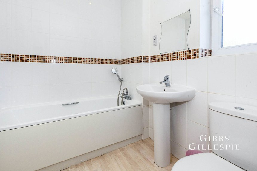 let wraysbury drive london 50234 - Gibbs Gillespie