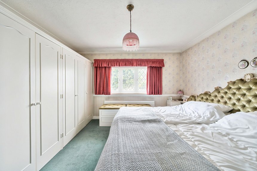 sold willow avenue london 50321 - Gibbs Gillespie