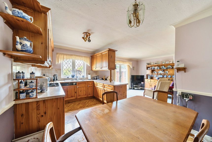 sold willow avenue london 50321 - Gibbs Gillespie