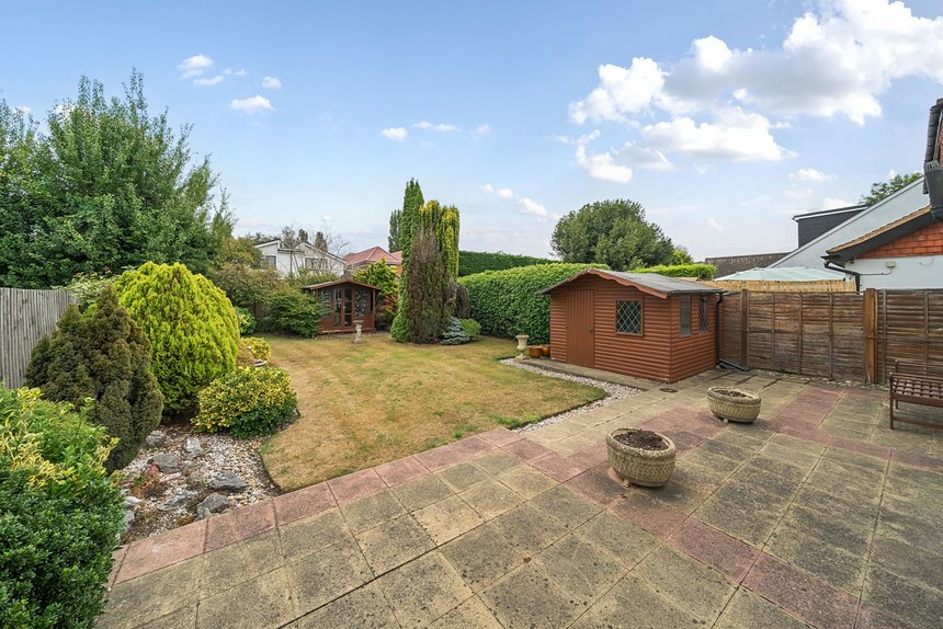 sold willow avenue london 50321 - Gibbs Gillespie
