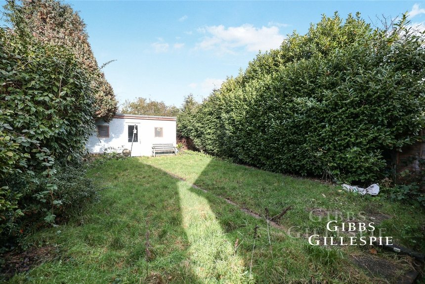 let clammas way london 50339 - Gibbs Gillespie