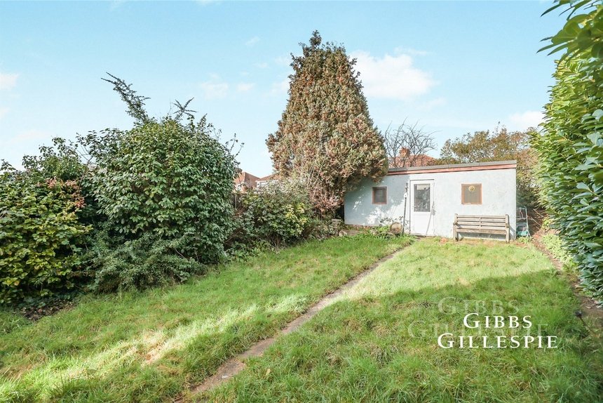 let clammas way london 50339 - Gibbs Gillespie