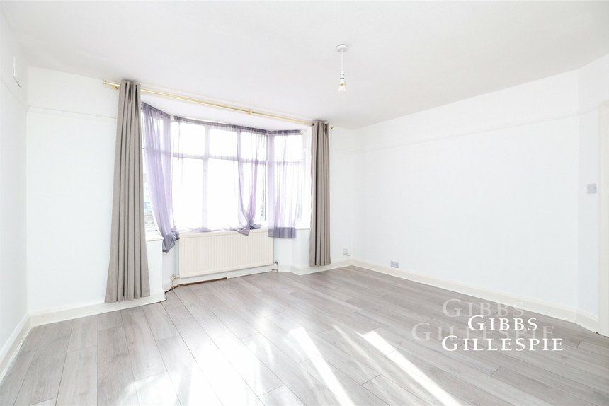 let clammas way london 50339 - Gibbs Gillespie